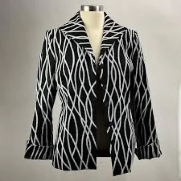 Linda Allard Ellen Tracy Zig Zag Chic Black and White Patterned Blazer - Picture 8 of 8
